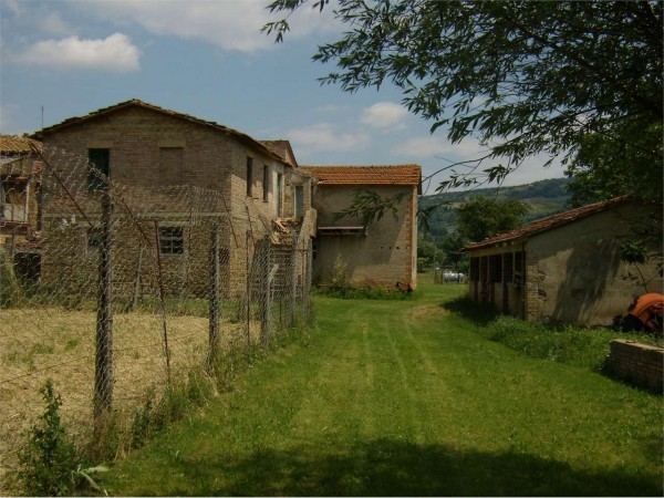 Rustico/Casale in vendita a Assisi, Sterpeto, Con giardino, 300 mq - Foto 2
