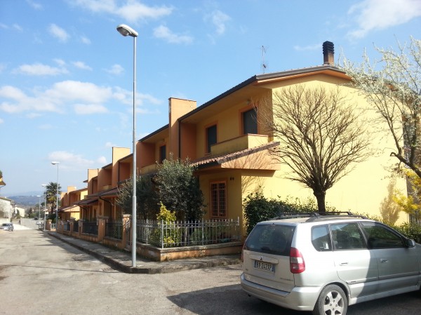 Villetta a schiera in vendita a Perugia, Pretola, 150 mq - Foto 24