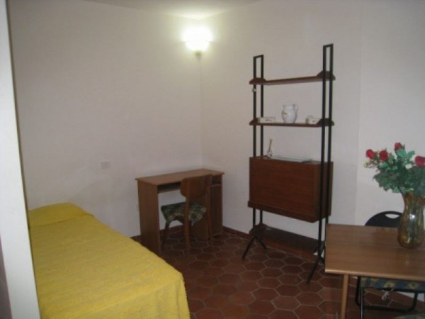 Appartamento in affitto a Perugia, Porta Eburnea, Porta S.pietro, Arredato, 30 mq - Foto 4