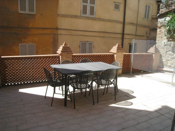 Appartamento in affitto a Perugia, Centro Storico, Arredato, 70 mq - Foto 1