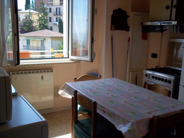 Appartamento in affitto a Perugia, Centro Storico, Arredato, 80 mq