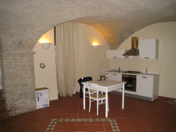 Appartamento in affitto a Perugia, Corso Cavour, Arredato, 35 mq