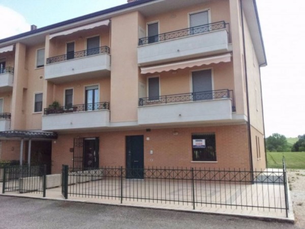 Appartamento in vendita a Perugia, Colombella(colombella) - Ponte Felcino, Villa Pitignano, 92 mq