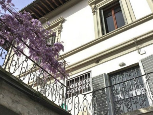 Appartamento in vendita a Firenze, 125 mq
