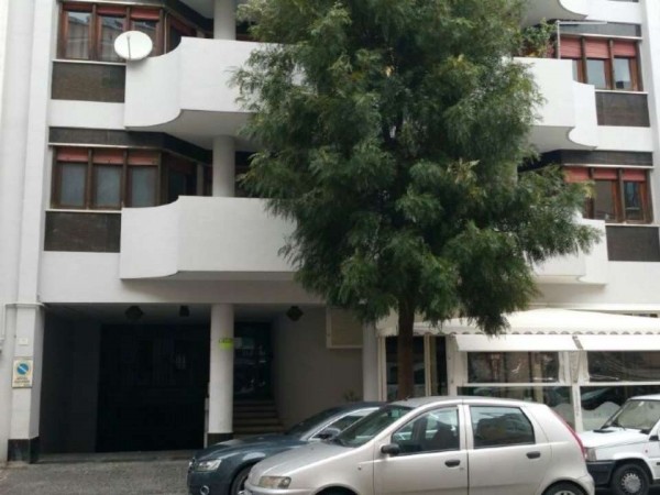 Appartamento in vendita a Caserta, Centro, 72 mq - Foto 3