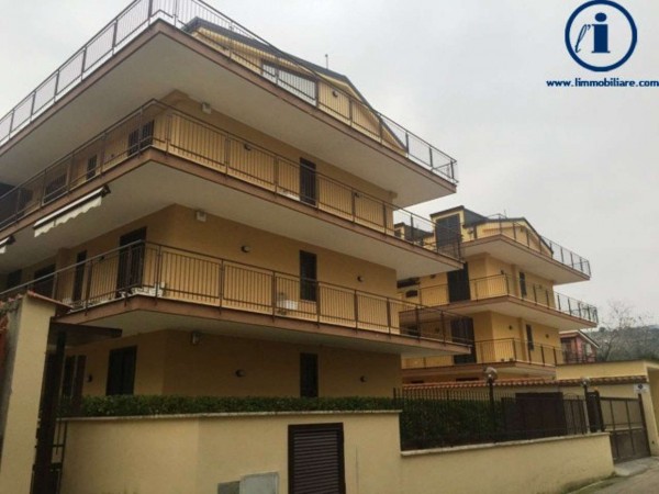 Appartamento in vendita a Caserta, Puccianiello, 145 mq - Foto 4