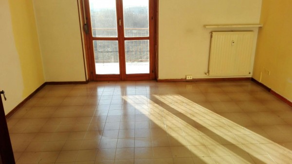 Appartamento in vendita a Alessandria, Villaggio Europa, 90 mq - Foto 1