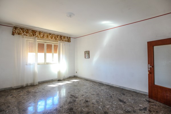 Appartamento in vendita a Taranto, Battisti, 150 mq