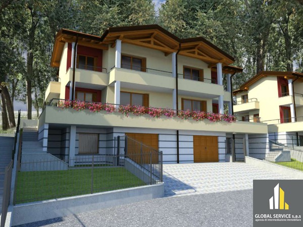 Casa indipendente in vendita a Cadegliano-Viconago, A Un Chilometro Dalla Dogana Svizzera, Con giardino, 200 mq - Foto 2