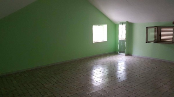 Appartamento in vendita a Somma Vesuviana, Semi Centrale, 100 mq - Foto 2