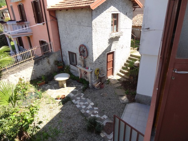 Casa indipendente in vendita a Castelveccana, Con giardino, 120 mq - Foto 6