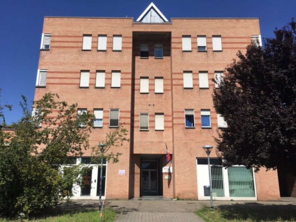 Appartamento in vendita a Novi Ligure, 400 mq