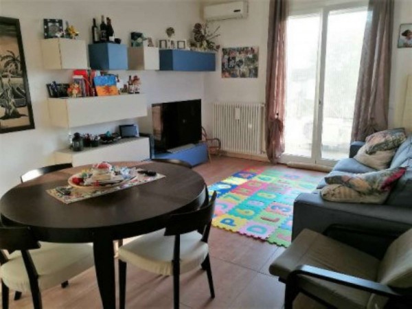 Appartamento in vendita a Ravenna, Bastia, 88 mq