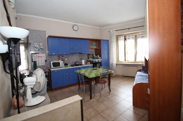 Appartamento in vendita a Torino, Rebaudengo, 60 mq