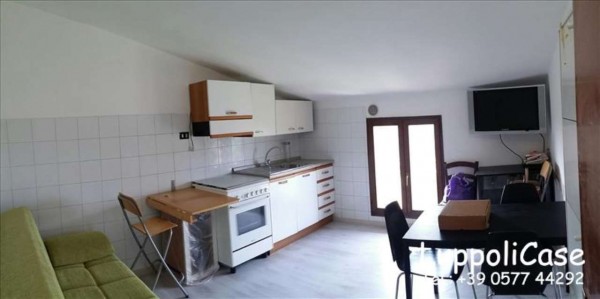 Appartamento in vendita a Siena, 160 mq