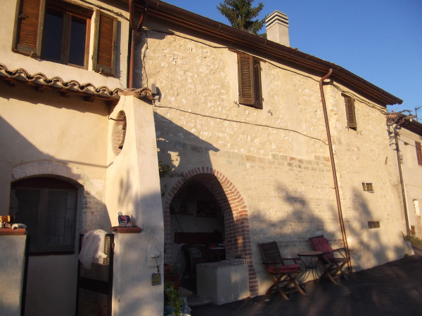 Casa indipendente in vendita a Trevi, Matigge, Con giardino, 220 mq - Foto 2
