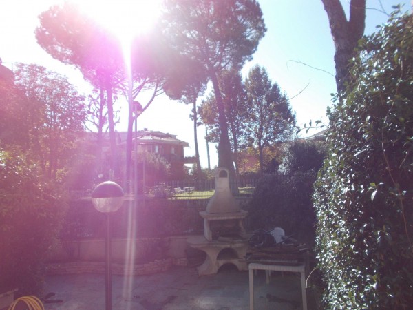 Villetta a schiera in vendita a Roma, Cassia Tomba Di Nerone, Con giardino, 125 mq - Foto 2
