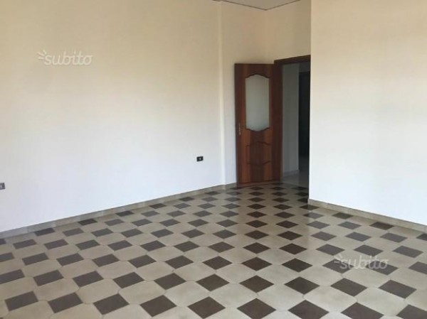 Appartamento in affitto a Lusciano, Centro, 100 mq - Foto 7