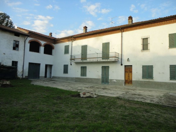 Casa indipendente in vendita a Pietra Marazzi, Con giardino, 250 mq - Foto 3