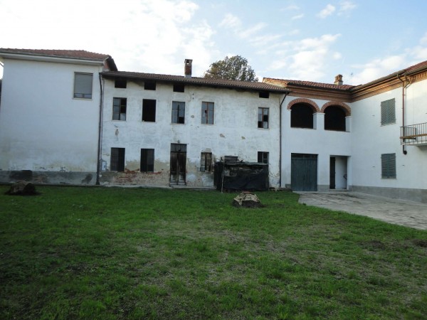 Casa indipendente in vendita a Pietra Marazzi, Con giardino, 250 mq - Foto 2