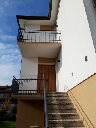 Appartamento in vendita a Padova, Padova Est, Con giardino, 175 mq