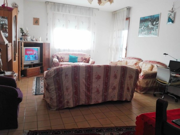 Appartamento in vendita a Spoleto, Periferia, 114 mq