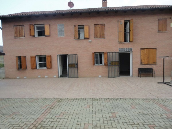 Appartamento in vendita a San Salvatore Monferrato, Con giardino, 140 mq - Foto 3