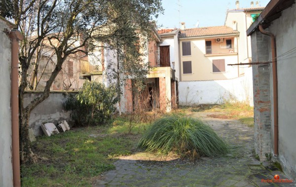 Casa indipendente in vendita a Forlì, Con giardino, 280 mq - Foto 6