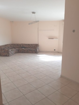 Appartamento in vendita a Aversa, Centro, 145 mq