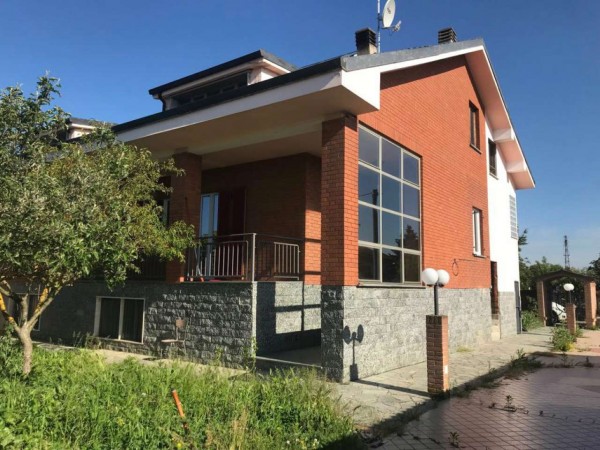 Casa indipendente in vendita a Quargnento, Con giardino, 150 mq