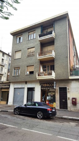 Appartamento in vendita a Torino, 71 mq