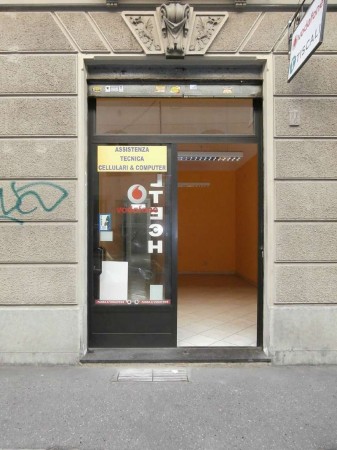 Negozio in affitto a Torino, San Secondo, 30 mq