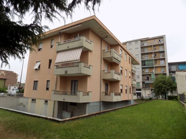 Appartamento in vendita a Limbiate, Villaggio Giovi, Con giardino, 113 mq - Foto 4