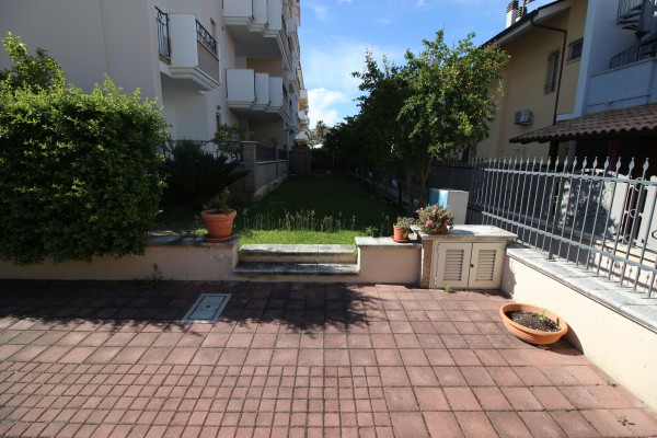 Appartamento in vendita a Tortoreto, Mare, Con giardino, 75 mq - Foto 16