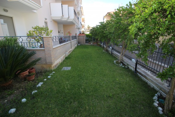 Appartamento in vendita a Tortoreto, Mare, Con giardino, 75 mq - Foto 14