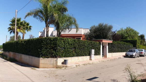 Villa in vendita a Cellamare, Zona Alta Residenziale Parco Montecarlo, 1000 mq - Foto 1