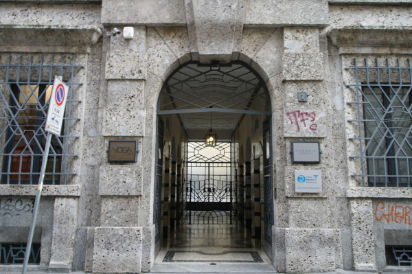 Ufficio in vendita a Milano, Missori, 25 mq