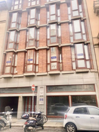 Appartamento in vendita a Torino, 330 mq