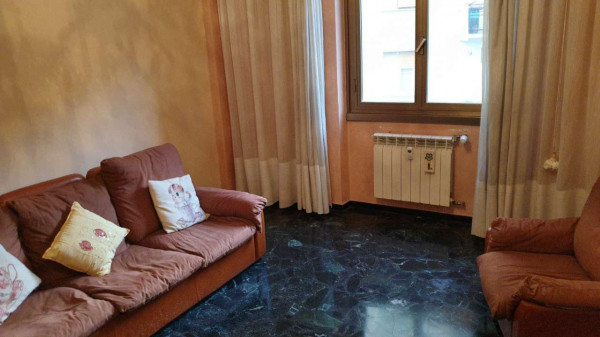 Appartamento in vendita a Genova, Laviosa, 70 mq