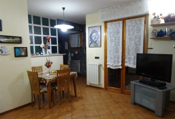 Appartamento in vendita a Sesto Fiorentino, Zambra, 70 mq - Foto 1