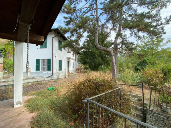 Rustico/Casale in vendita a Visone, Con giardino, 300 mq