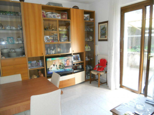 Appartamento in vendita a Rapallo, Laggiaro, Con giardino, 75 mq