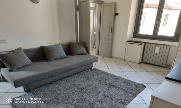 Appartamento in affitto a Milano, Lima, Arredato, 60 mq