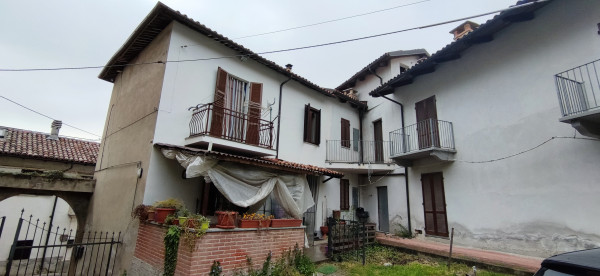 Casa indipendente in vendita a San Marzano Oliveto, Centro, Con giardino, 138 mq - Foto 1