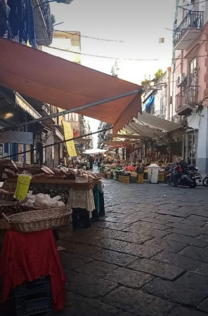 Locale Commerciale  in vendita a Napoli, Porta Nolana, 40 mq - Foto 6