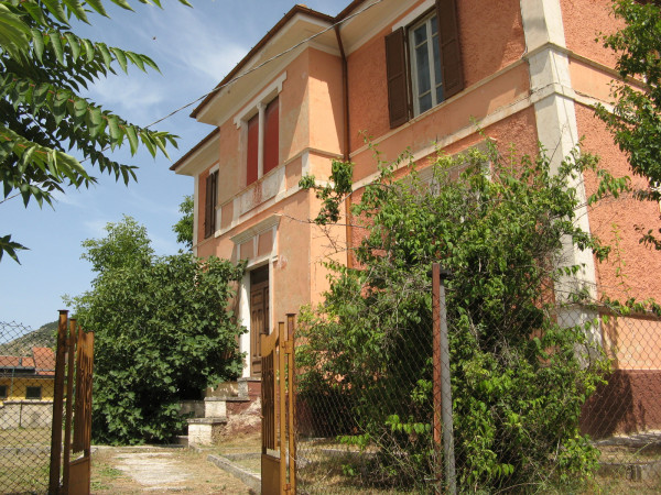 Villa in vendita a Gioia dei Marsi, Casali D'aschi, Con giardino, 352 mq - Foto 2