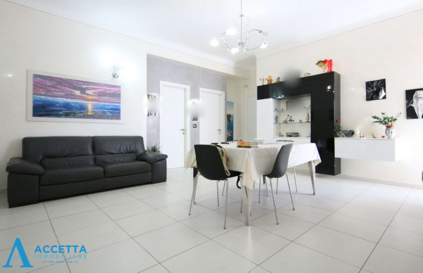 Appartamento in vendita a Taranto, Tre Carrare - Battisti, 84 mq - Foto 8