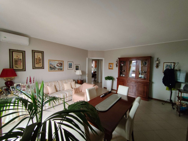 Appartamento in vendita a Pandino, 103 mq