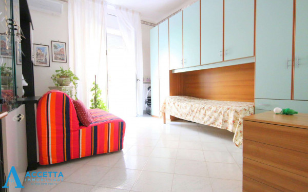 Appartamento in vendita a Taranto, Rione Italia - Montegranaro, 48 mq