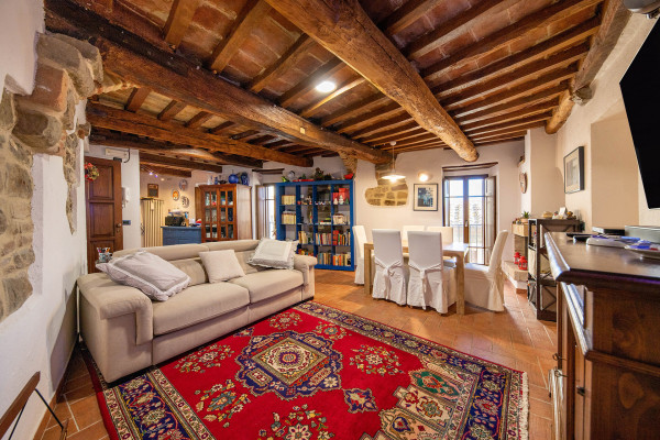Appartamento in vendita a Perugia, Civitella Benazzone, 267 mq